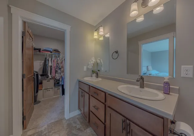 Photo 4 of Single family home for sale at 1621 19th Avenue NW, Willmar, MN 56201 | MLS# 7146787 | Listing updated on 2026-10-08
