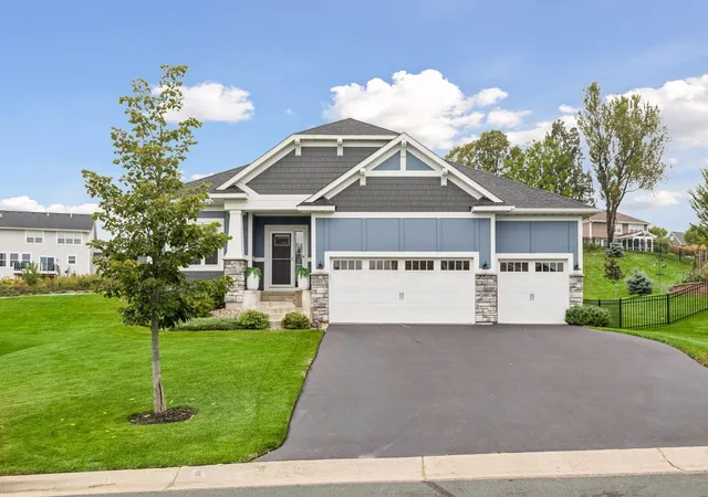 Photo 4 of Single family home for sale at 9557 James Cir N, Lake Elmo, MN 55042 | MLS# 7146794 | Listing updated on 2026-10-07