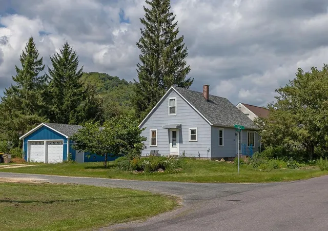 Photo 1 of Single family home for sale at 108 S 9th Street, Brownsville, MN 55919 | MLS# 7146802 | Listing updated on 2026-10-02