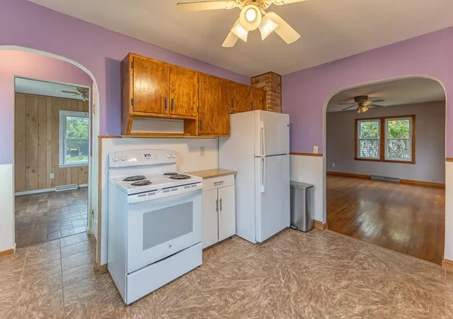 Photo 4 of Single family home for sale at 108 S 9th Street, Brownsville, MN 55919 | MLS# 7146802 | Listing updated on 2026-10-02