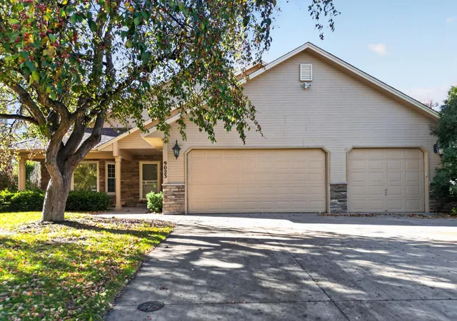 Photo 2 of Single family home for sale at 9023 Nantwick Ridge, Minneapolis, MN 55443 | MLS# 7146807 | Listing updated on 2026-10-23