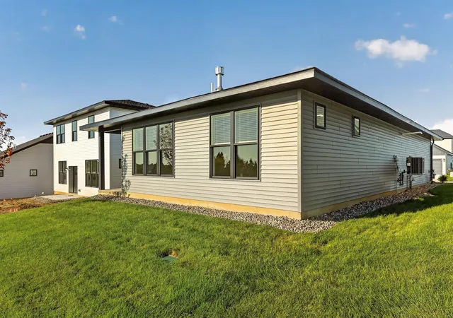 Photo 3 of Single family home for sale at 2654 Switchgrass Ct Nw, Rochester, MN 55901 | MLS# 7146812 | Listing updated on 2026-09-28