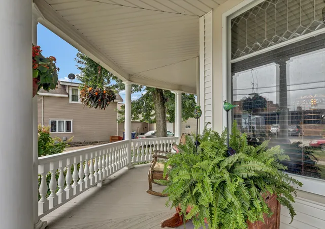 Photo 4 of Single family home for sale at 306 S Prairie St, Lake City, MN 55041 | MLS# 7146840 | Listing updated on 2026-09-20