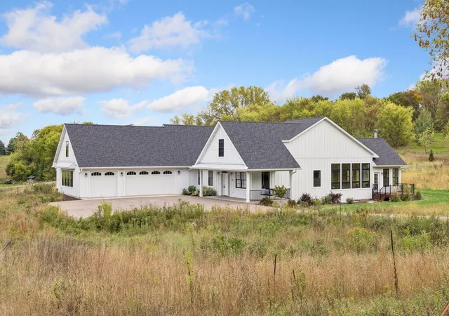 Photo 3 of Single family home for sale at 1191 42nd Street, Hudson, WI 54016 | MLS# 7146855 | Listing updated on 2026-10-06