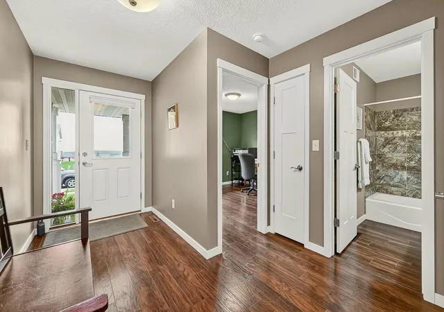 Photo 2 of Single family home for sale at 4653 Alan Ln Nw, Rochester, MN 55901 | MLS# 7146858 | Listing updated on 2026-10-08