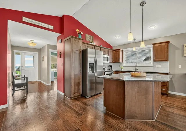 Photo 3 of Single family home for sale at 4653 Alan Ln Nw, Rochester, MN 55901 | MLS# 7146858 | Listing updated on 2026-10-08