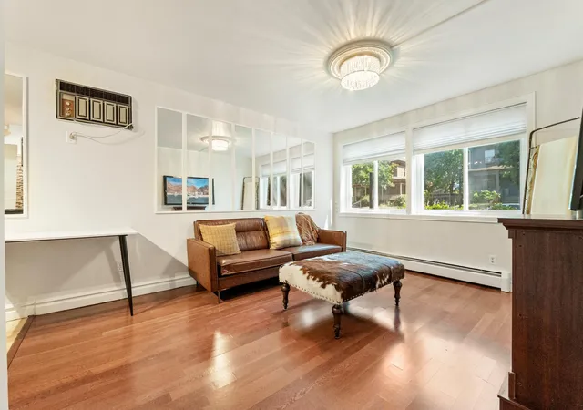 Photo 3 of Condo for sale at 2212 Aldrich Ave S #106, Minneapolis, MN 55405 | MLS# 7146872 | Listing updated on 2026-09-19