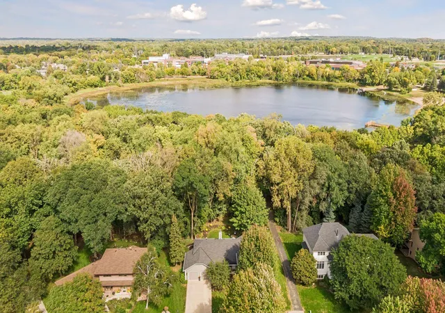 Photo 4 of Sale Pending at 7646 Carnelian Ln, Eden Prairie, MN 55346 | MLS# 7146876 | Listing updated on 2026-10-06