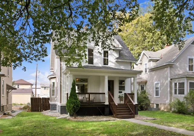Photo 2 of Sale Pending at 1157 14th Avenue Se, Minneapolis, MN 55414 | MLS# 7146877 | Listing updated on 2026-10-21