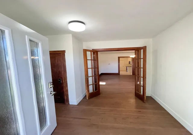 Photo 4 of Single family home for sale at 104 S Park Ave, Springfield, MN 56087 | MLS# 7146887 | Listing updated on 2026-09-20