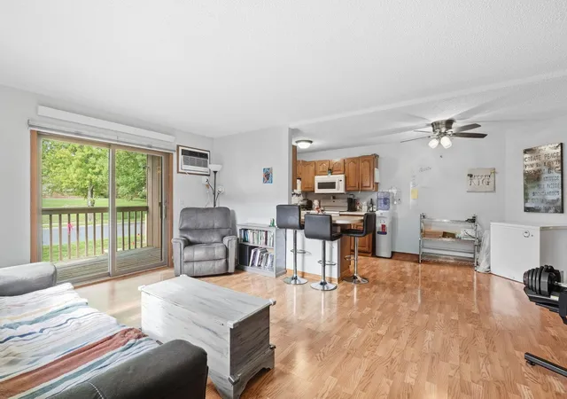 Photo 4 of Condo for sale at 925 Bahls Dr #208, Hastings, MN 55033 | MLS# 7146910 | Listing updated on 2026-09-25