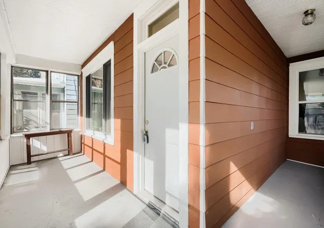 Photo 1 of Single family home for sale at 527 Blair Ave, Saint Paul, MN 55103 | MLS# 7146934 | Listing updated on 2026-10-20