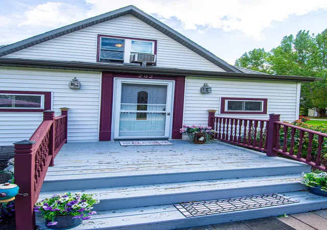 Photo 3 of Single family home for sale at 202 Melgaard St, Viking, MN 56760 | MLS# 7146939 | Listing updated on 2026-09-19