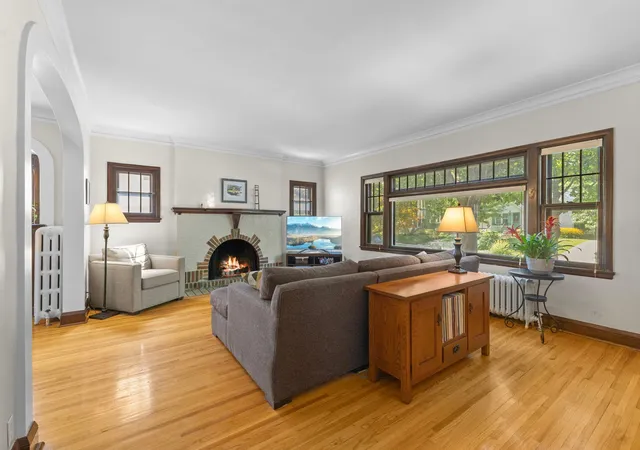 Photo 4 of House for sale at 4517 Aldrich Ave S, Minneapolis, MN 55419 | MLS# 7146953 | Listing updated on 2026-09-25