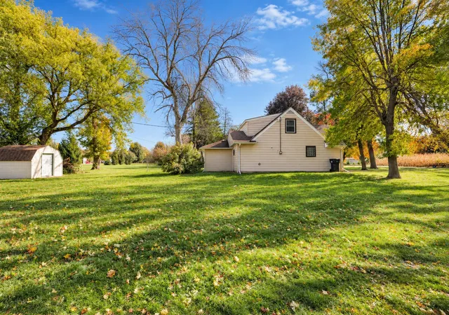 Photo 3 of Single family home for sale at 105 Amsterdam Ave W, Hollandale, MN 56045 | MLS# 7146983 | Listing updated on 2026-10-08