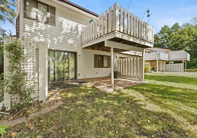 Photo 3 of Single family home for sale at 200 Wentworth Ave W #D, Saint Paul, MN 55118 | MLS# 7146985 | Listing updated on 2026-10-08
