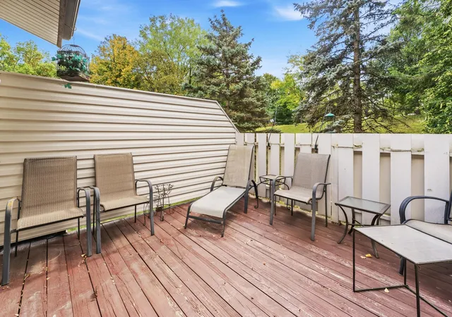 Photo 3 of Single family home for sale at 200 Wentworth Ave W #D, Saint Paul, MN 55118 | MLS# 7146985 | Listing updated on 2026-10-08