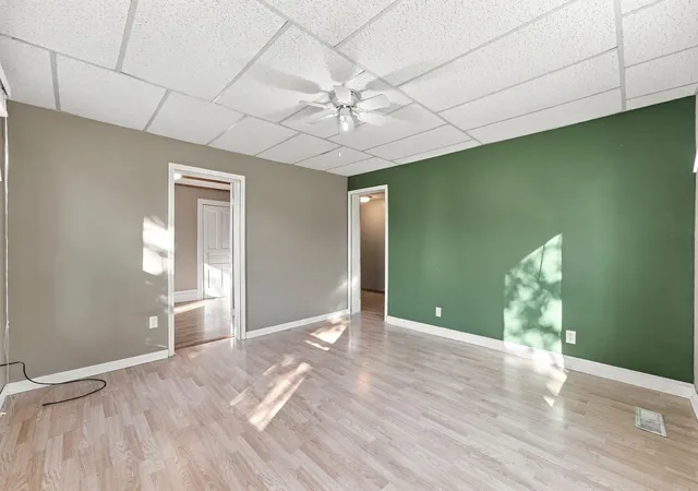Photo 4 of Single family home for sale at 130 Birch St SE, New London, MN 56273 | MLS# 7146986 | Listing updated on 2026-10-23