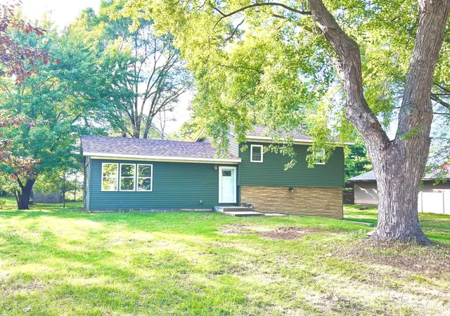 Single family home for sale at 3207 90th Avenue, Princeton, MN 55371 | MLS# 7146988