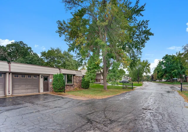 Photo 2 of Single family home for sale at 444 Kirkwall Ct, Waite Park, MN 56387 | MLS# 7146993 | Listing updated on 2026-09-24