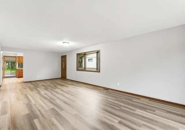Photo 4 of Single family home for sale at 444 Kirkwall Ct, Waite Park, MN 56387 | MLS# 7146993 | Listing updated on 2026-09-24