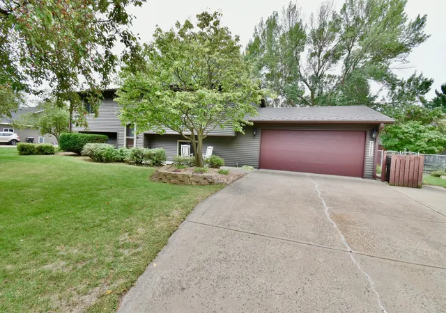 Photo 2 of Single family home for sale at 14177 Ash Blvd Se, Becker, MN 55308 | MLS# 7147017 | Listing updated on 2026-09-25