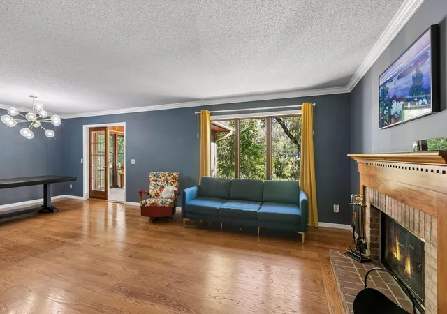Photo 3 of Sale Pending at 2815 Saddlebrook Cir, Hopkins, MN 55305 | MLS# 7147024 | Listing updated on 2026-10-06