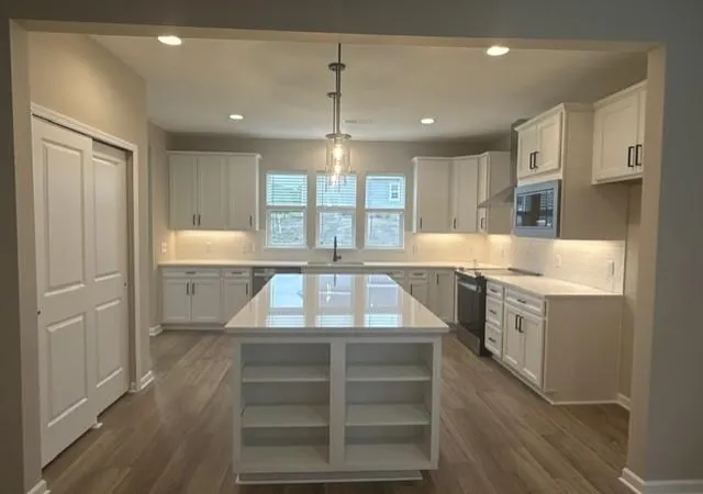 Photo 2 of Single family home for sale at 19655 Hunters Ridge, Rogers, MN 55374 | MLS# 7147028 | Listing updated on 2026-09-21