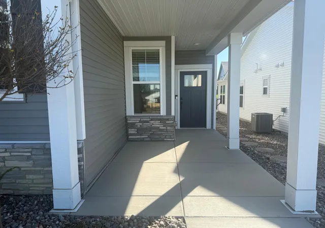 Photo 2 of Single family home for sale at 19663 Hunters Ridge, Rogers, MN 55374 | MLS# 7147032 | Listing updated on 2026-10-21