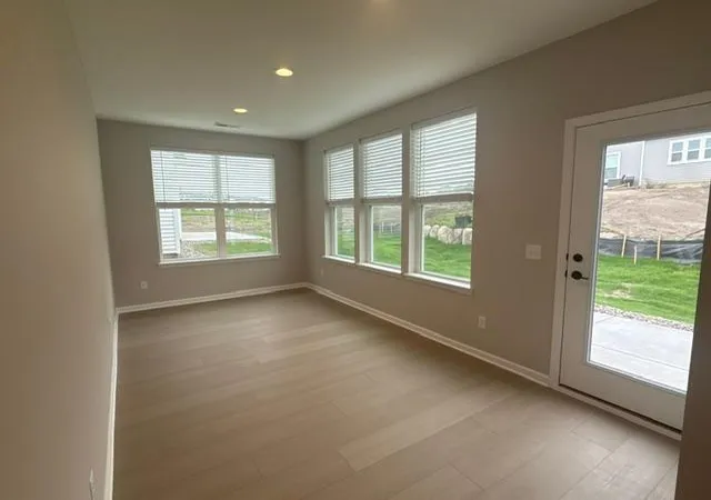 Photo 4 of Single family home for sale at 19663 Hunters Ridge, Rogers, MN 55374 | MLS# 7147032 | Listing updated on 2026-09-21