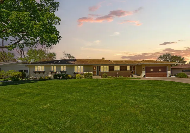 Photo 1 of Single family home for sale at 808 Hillcrest Dr, Montgomery, MN 56069 | MLS# 7147042 | Listing updated on 2026-09-19