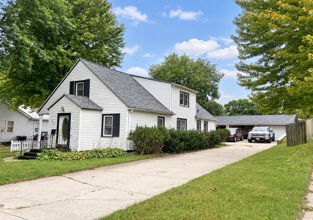 Photo 3 of Single family home for sale at 706 7th Street, Granite Falls, MN 56241 | MLS# 7147047 | Listing updated on 2026-09-21