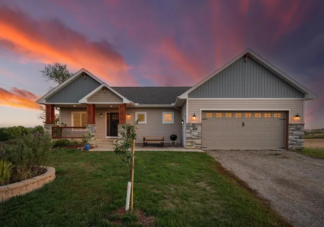 Photo 1 of Single family home for sale at 1060 230th Street W, Farmington, MN 55024 | MLS# 7147061 | Listing updated on 2026-10-05