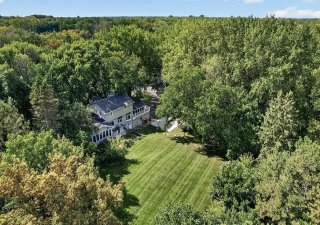 Photo 2 of Sale Pending at 12 Tamarisk Rd, Saint Paul, MN 55110 | MLS# 7147081 | Listing updated on 2026-10-07