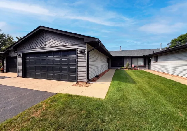 Single family home for sale at 13397 Hughes Ct, Saint Paul, MN 55124 | MLS# 7147099