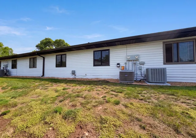Photo 4 of Single family home for sale at 13397 Hughes Ct, Saint Paul, MN 55124 | MLS# 7147099 | Listing updated on 2026-09-20