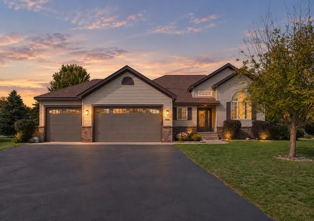 Photo 1 of Single family home for sale at 200 Victory Ave, Sartell, MN 56377 | MLS# 7147120 | Listing updated on 2026-10-08