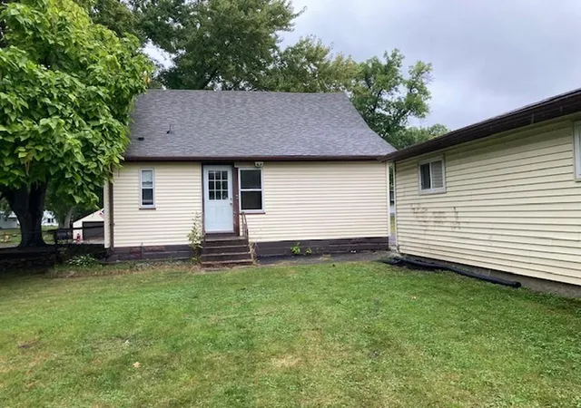 Photo 3 of Single family home for sale at 610 Lake Ave, Albany, MN 56307 | MLS# 7147131 | Listing updated on 2026-09-20