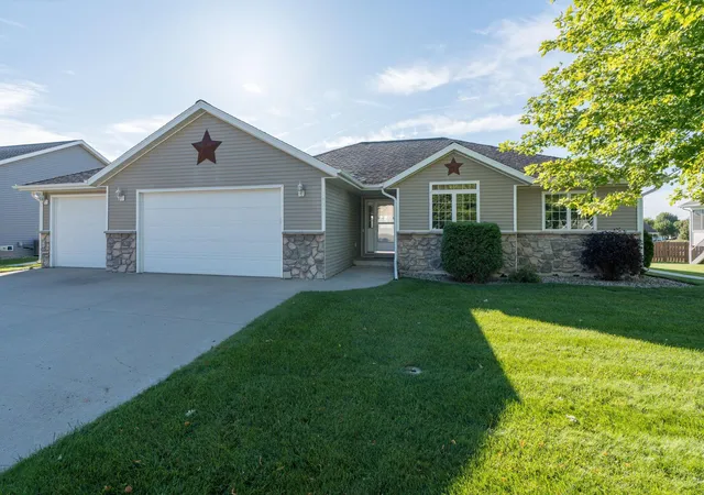 Single family home for sale at 1435 9th Street N, New Ulm, MN 56073 | MLS# 7147132
