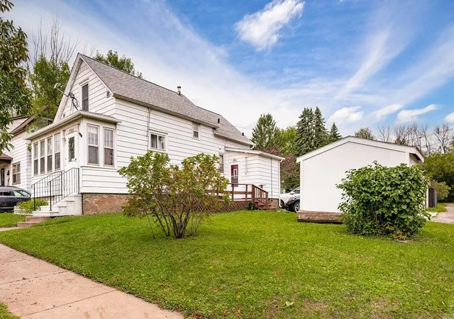 Photo 4 of Single family home for sale at 6015 Greene St, Duluth, MN 55807 | MLS# 7147143 | Listing updated on 2026-09-20
