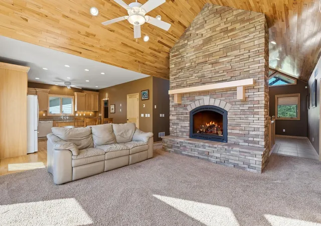 Photo 4 of Single family home for sale at 11407 148th Street N, Stillwater, MN 55082 | MLS# 7147145 | Listing updated on 2026-10-10