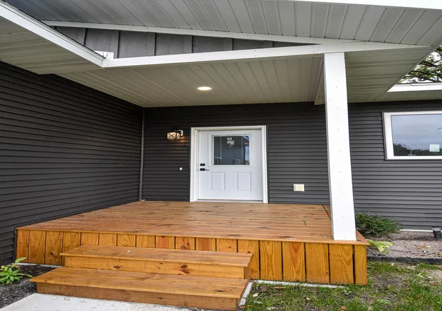 Photo 3 of Single family home for sale at 4341 State Hwy 11, Karlstad, MN 56732 | MLS# 7147149 | Listing updated on 2026-09-23