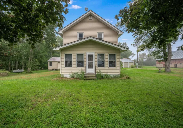 Photo 3 of Single family home for sale at 1178 210th Street, Trimont, MN 56176 | MLS# 7147151 | Listing updated on 2026-09-22