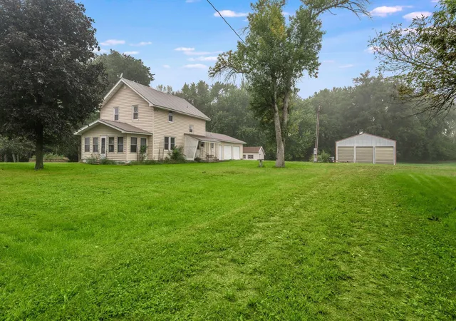 Photo 3 of Single family home for sale at 1178 210th Street, Trimont, MN 56176 | MLS# 7147151 | Listing updated on 2026-09-22