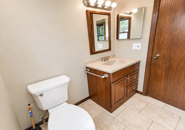 Photo 4 of Single family home for sale at 520 Smith St, Le Sueur, MN 56058 | MLS# 7147152 | Listing updated on 2026-09-28