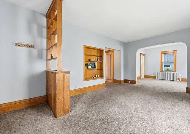Photo 1 of Single family home for sale at 1877 Orange Ave E, Saint Paul, MN 55119 | MLS# 7147155 | Listing updated on 2026-09-22