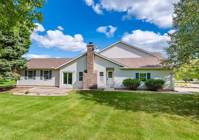 Photo 1 of Single family home for sale at 4825 Orchid Ln N, Minneapolis, MN 55446 | MLS# 7147170 | Listing updated on 2026-09-26
