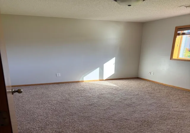 Photo 23 of Single family home for sale at 911 Morrison Ave S, Annandale, MN 55302 | MLS# 7147184 | Listing updated on 2026-10-08