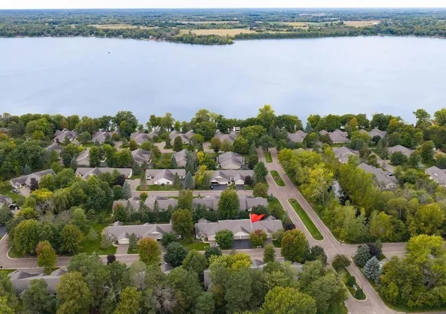 Photo 2 of Single family home for sale at 27763 Woodland Dr, Chisago City, MN 55013 | MLS# 7147191 | Listing updated on 2026-09-25