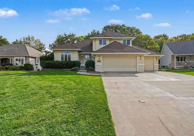 Photo 3 of Single family home for sale at 2177 Hynes Ave N, Saint Paul, MN 55128 | MLS# 7147194 | Listing updated on 2026-10-08
